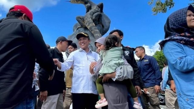 Kepala Kemenkumham Jateng Serahkan Sertifikat kepada Bupati Wonosobo, Seniman Lokal Ungkap Rasa Bangga | Sumber gambar Kompas.com